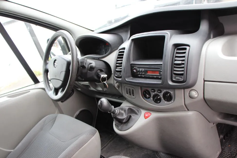 Opel Vivaro 2.0 Cdti Airco Dakdrager met Lader Trekhaak Euro Image 9