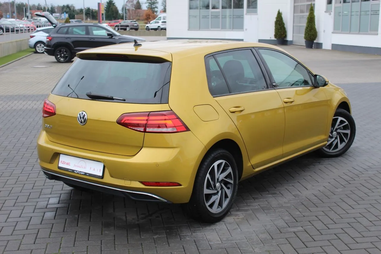 Volkswagen Golf VII 1.5 TSI Sound...  Image 4